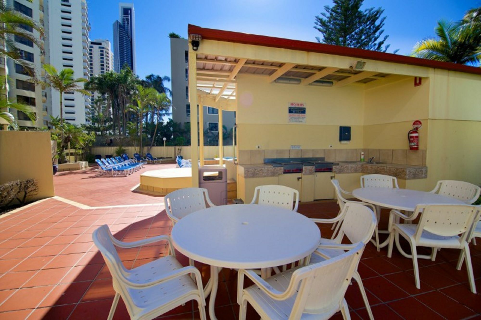 Surf Regency Aparthotel Gold Coast Exterior foto