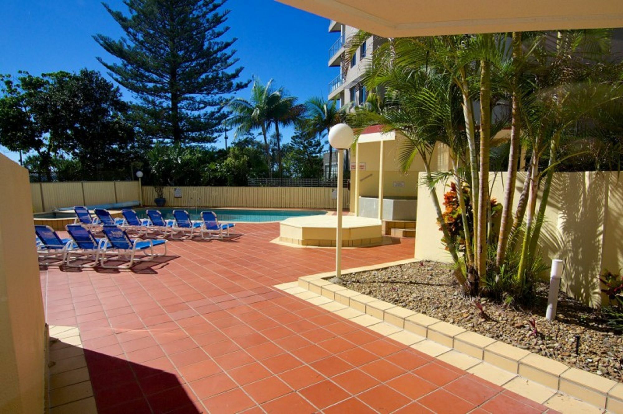 Surf Regency Aparthotel Gold Coast Exterior foto